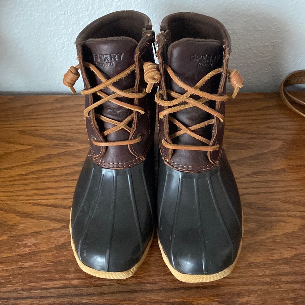 Sperry ankle boots